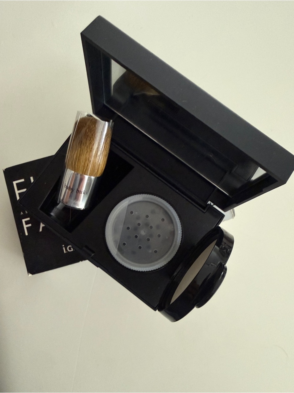 bareMinerals Flawless Face Case - Black